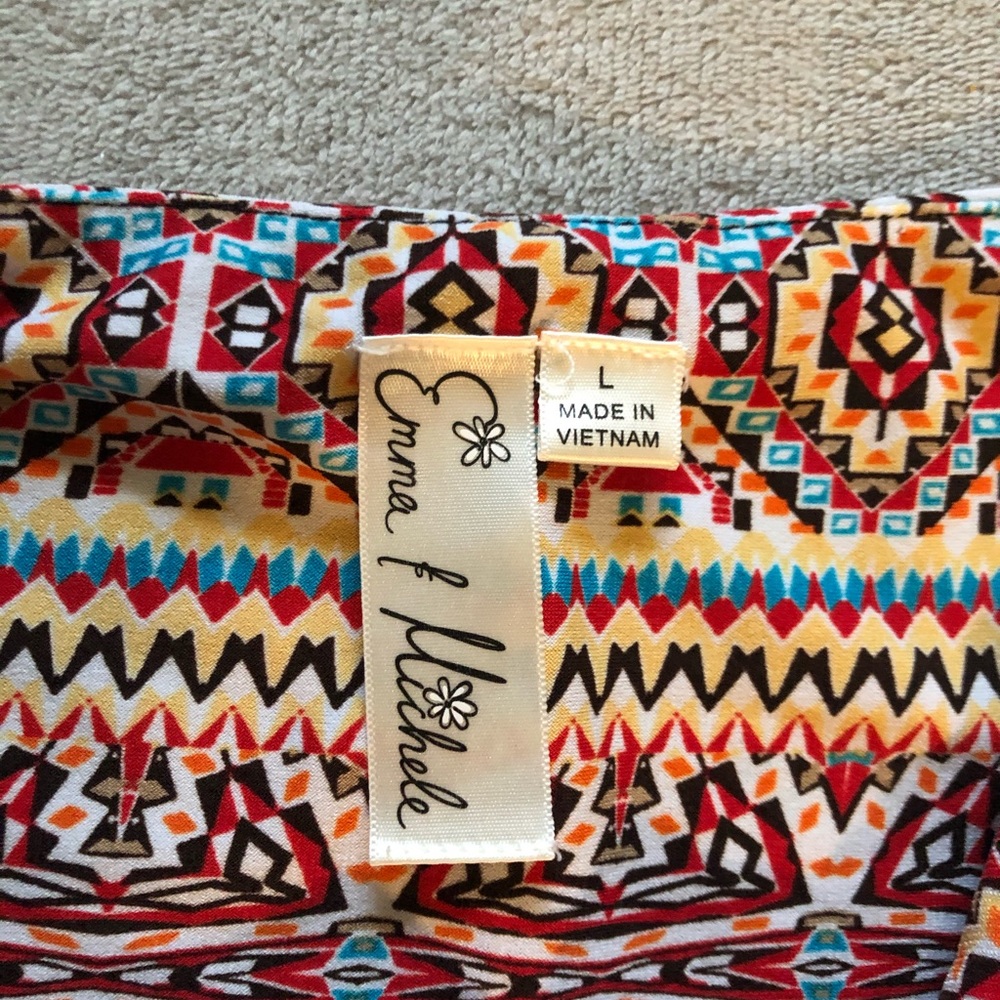 Beautiful/Colorful/Comfortable Dress - Picture 3 of 5